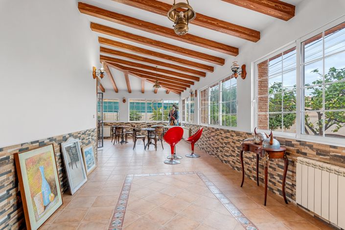 Image No.7-4 Bed Chalet for sale