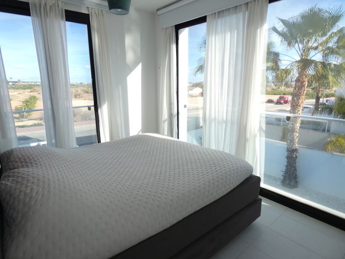 Image No.22-3 Bed Villa for sale