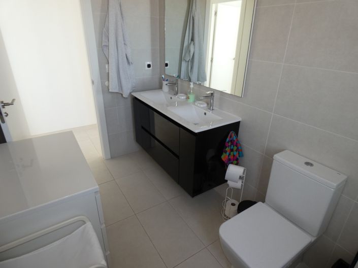 Image No.35-3 Bed Villa for sale