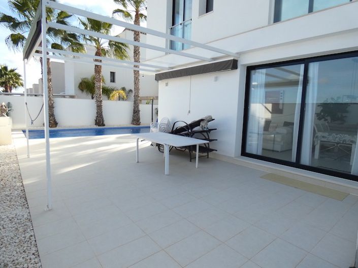 Image No.38-3 Bed Villa for sale