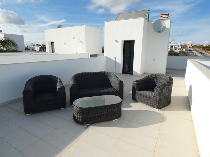 Image No.47-3 Bed Villa for sale