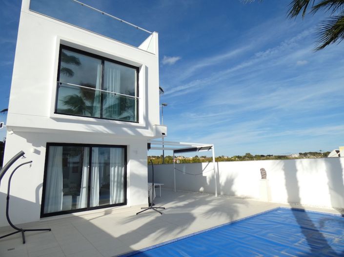 Image No.49-3 Bed Villa for sale