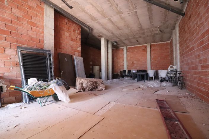 Image No.3-Commercial for sale