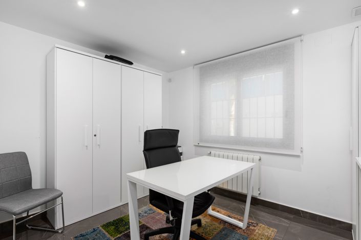 Image No.19-5 Bed Villa for sale