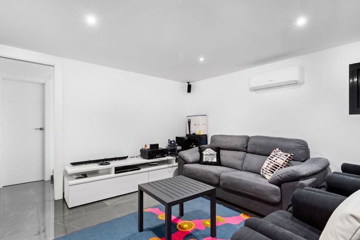 Image No.44-5 Bed Villa for sale