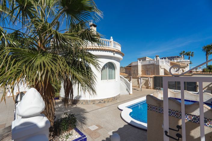 Image No.36-4 Bed Villa for sale