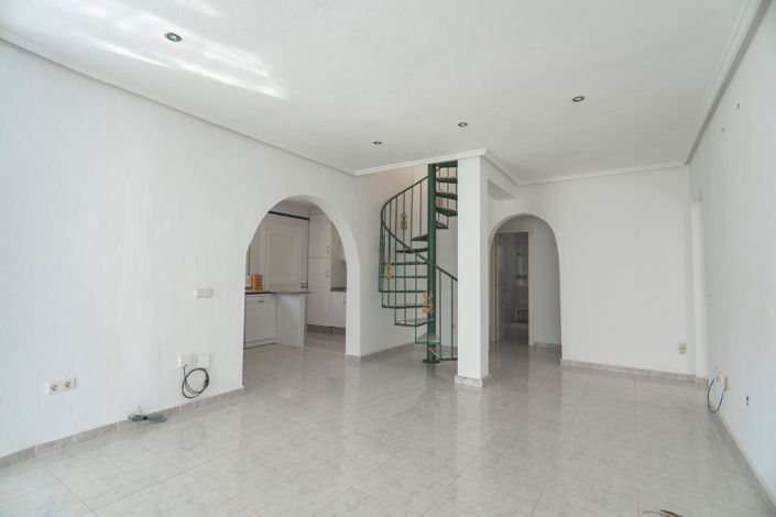 Image No.8-4 Bed Villa for sale