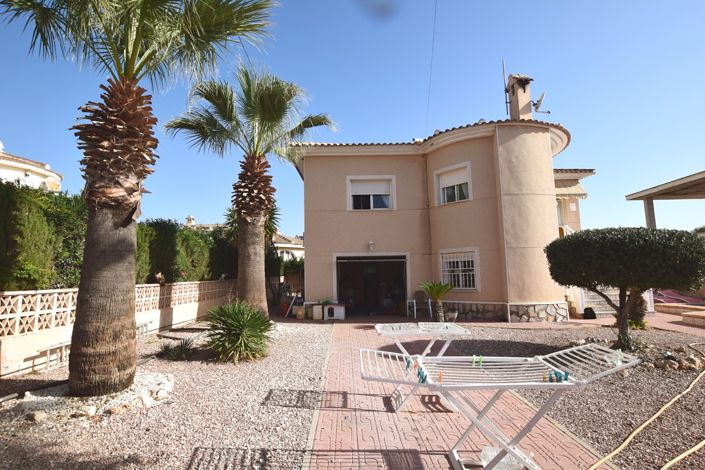 Image No.3-4 Bed Villa for sale