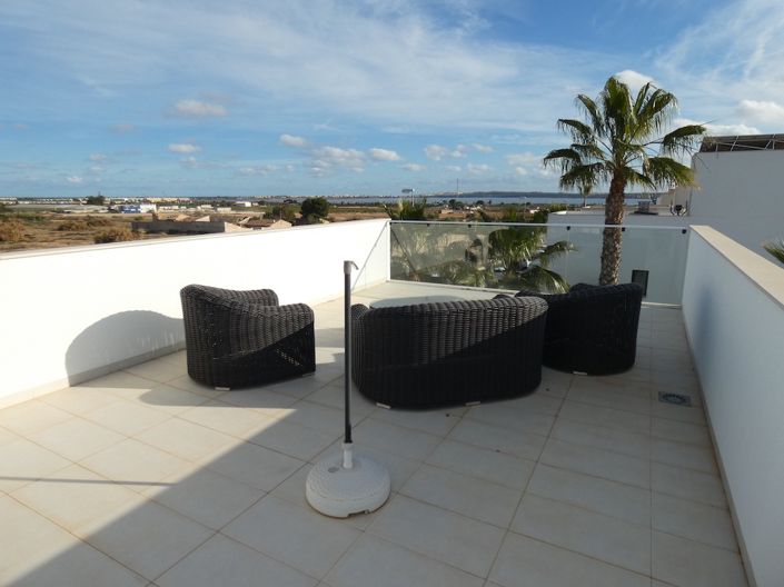 Image No.5-3 Bed Villa for sale