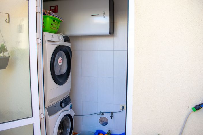 Image No.10-3 Bed Townhouse for sale