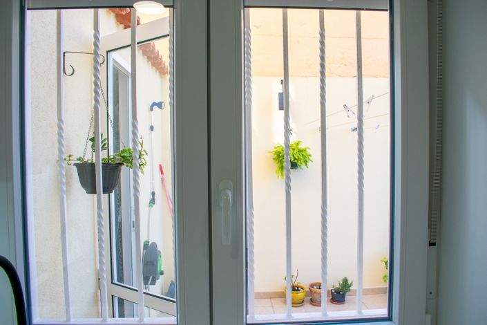 Image No.14-3 Bed Townhouse for sale