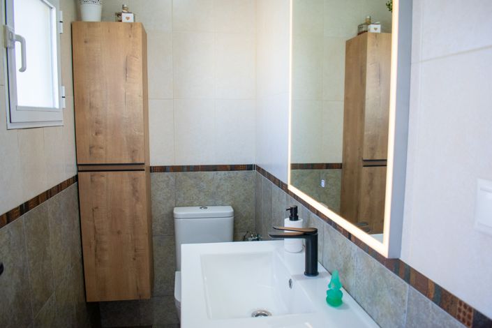 Image No.27-3 Bed Townhouse for sale