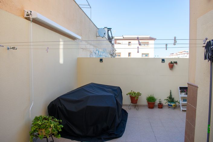 Image No.46-3 Bed Townhouse for sale