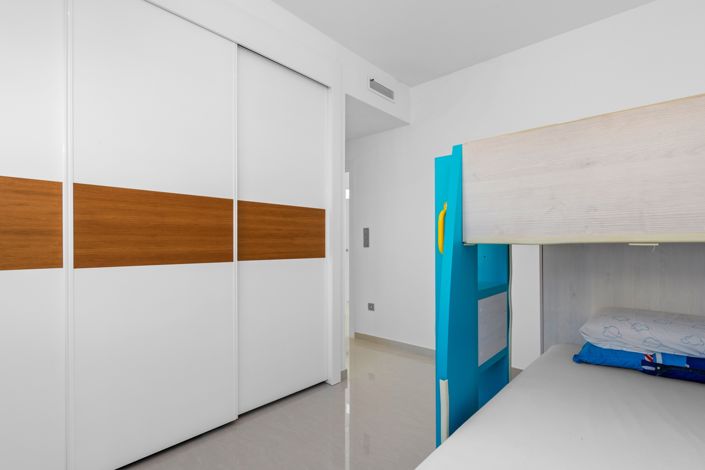 Image No.19-3 Bed Villa for sale