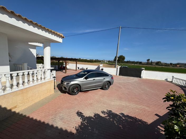 Image No.40-6 Bed Villa for sale