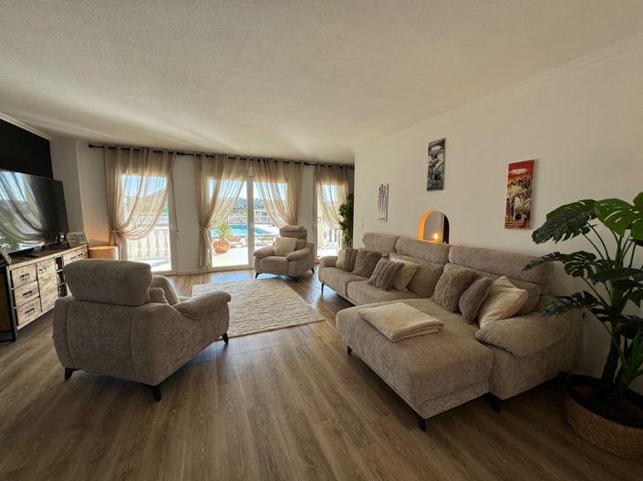 Image No.46-6 Bed Villa for sale