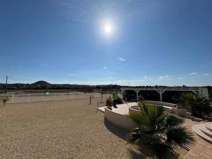 Image No.9-6 Bed Villa for sale