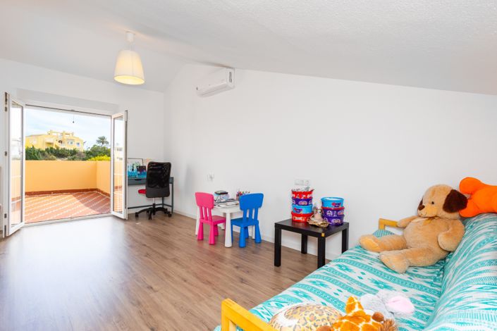 Image No.24-4 Bed Villa for sale