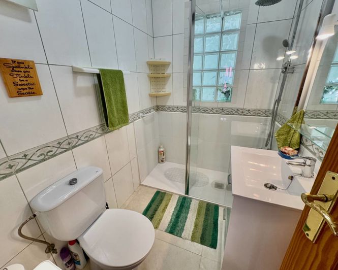 Image No.12-3 Bed Villa for sale