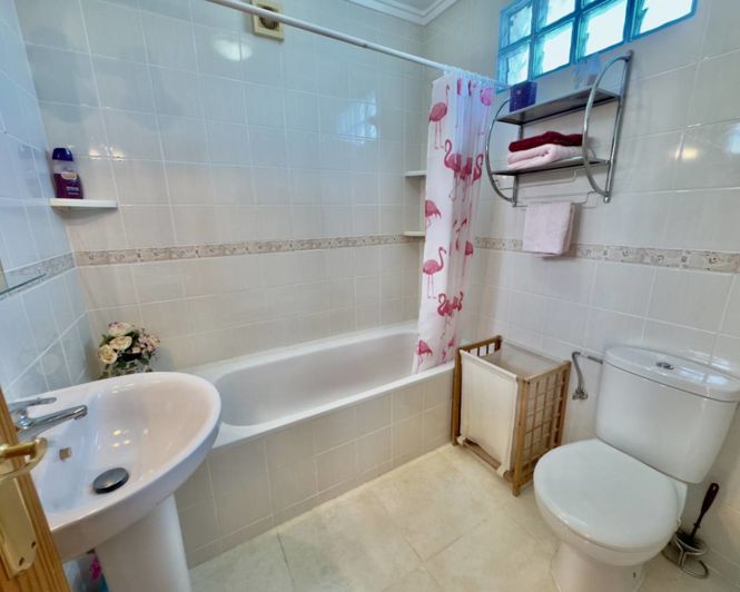 Image No.21-3 Bed Villa for sale