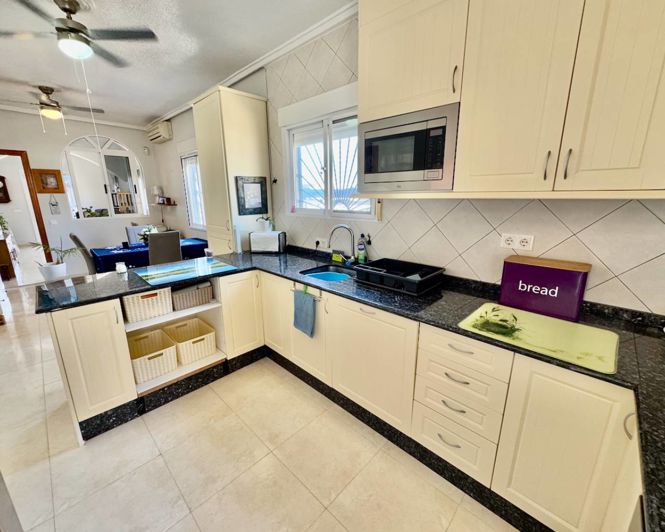 Image No.8-3 Bed Villa for sale