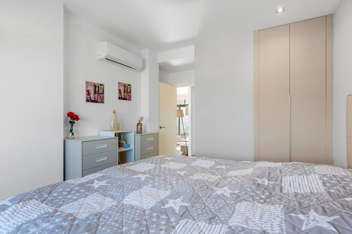 Image No.13-2 Bed Apartment for sale
