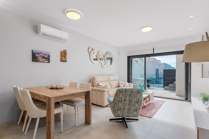 Image No.9-2 Bed Apartment for sale