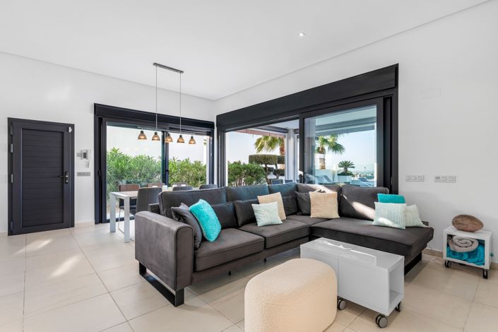 Image No.11-4 Bed Villa for sale