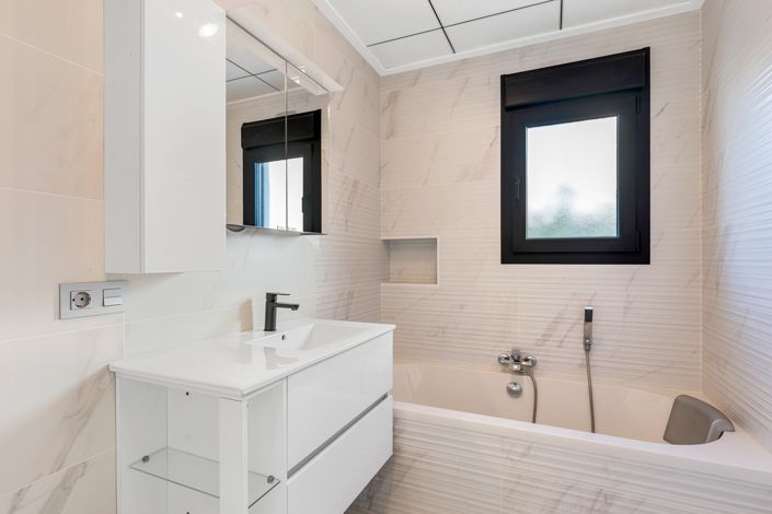 Image No.21-4 Bed Villa for sale