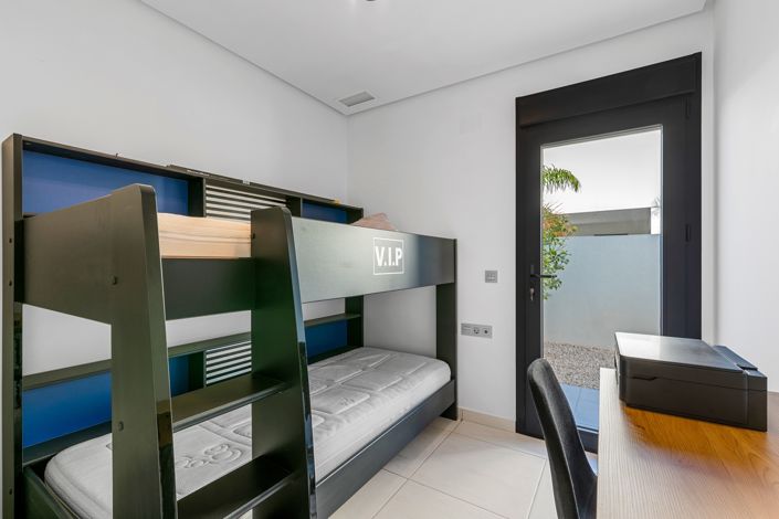 Image No.33-4 Bed Villa for sale