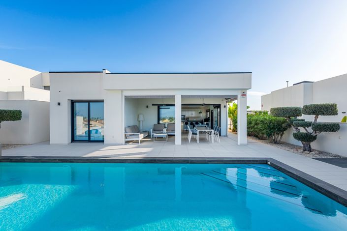 Image No.7-4 Bed Villa for sale