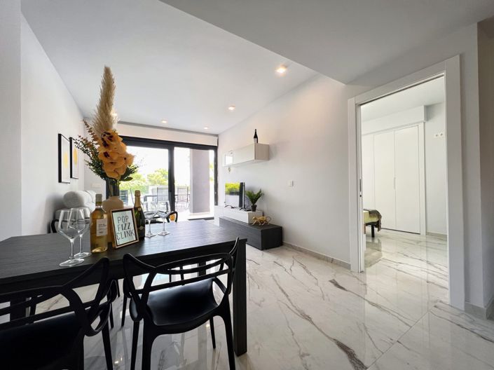 Image No.10-2 Bed Apartment for sale