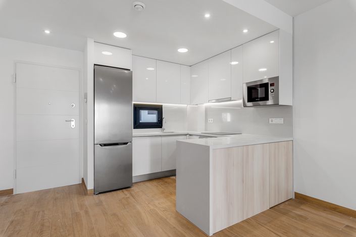 Image No.14-2 Bed Apartment for sale