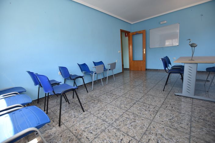 Image No.20-3 Bed Apartment for sale