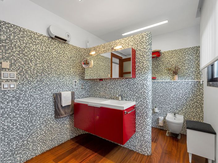 Image No.26-6 Bed Villa for sale