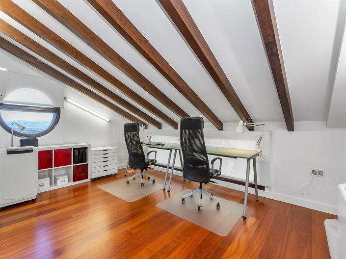 Image No.41-6 Bed Villa for sale