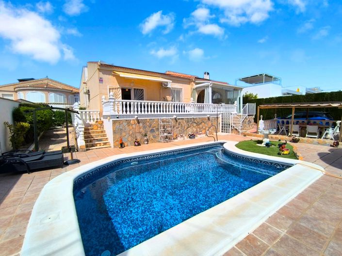 Image No.1-Villa de 3 chambres à vendre à Ciudad Quesada