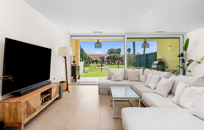 Image No.1-3 Bed Townhouse for sale