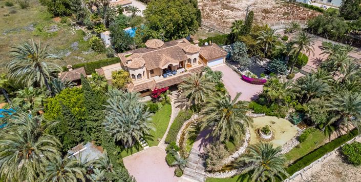 Image No.1-5 Bed Villa for sale