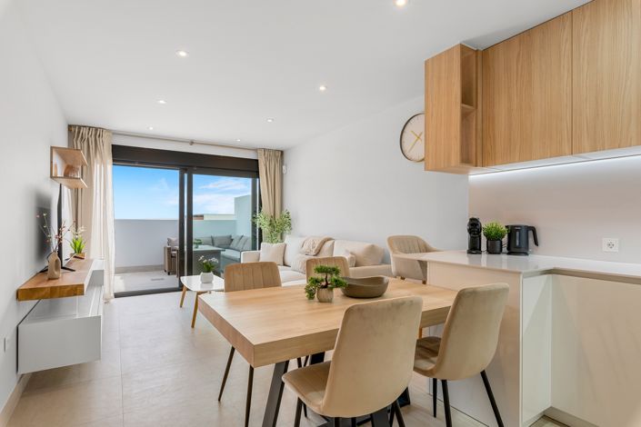 Image No.10-3 Bed Apartment for sale