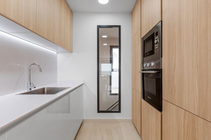 Image No.12-3 Bed Apartment for sale