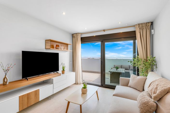 Image No.15-3 Bed Apartment for sale