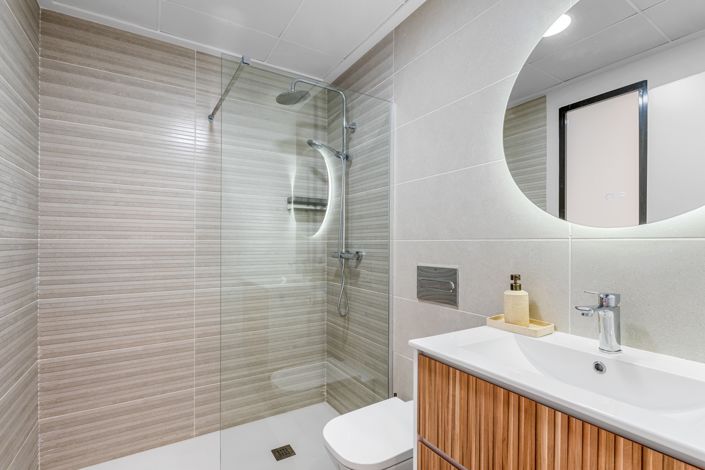 Image No.25-3 Bed Apartment for sale