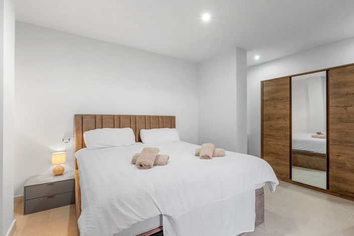 Image No.33-3 Bed Apartment for sale