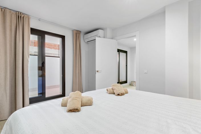 Image No.34-3 Bed Apartment for sale