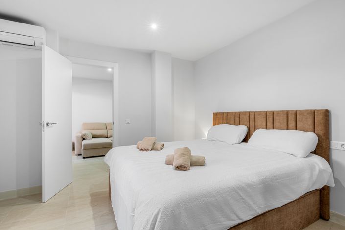 Image No.35-3 Bed Apartment for sale