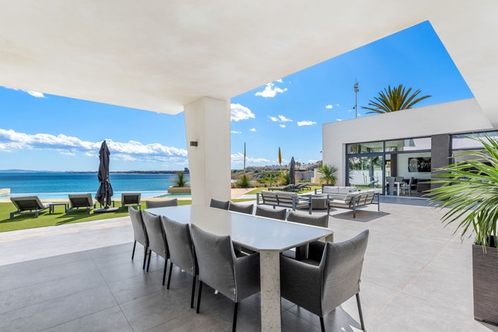 Image No.10-Villa de 6 chambres à vendre à Orihuela Costa