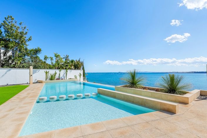 Image No.18-6 Bed Villa for sale