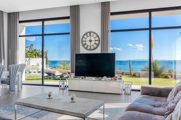 Image No.29-6 Bed Villa for sale