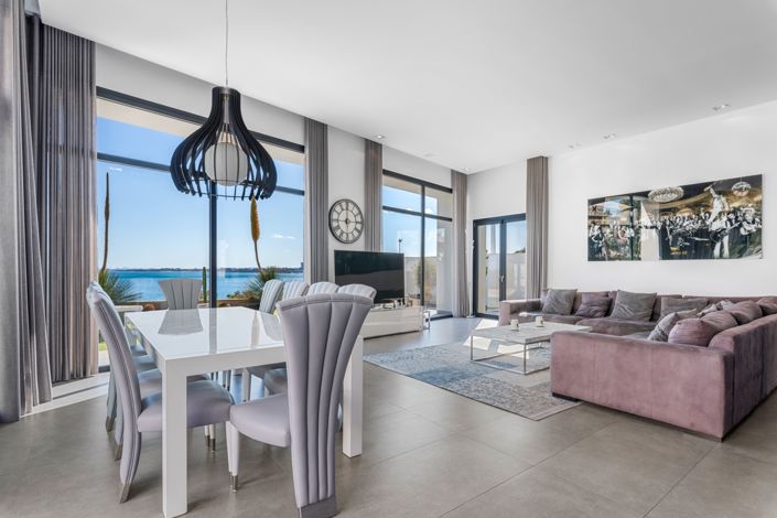 Image No.30-6 Bed Villa for sale